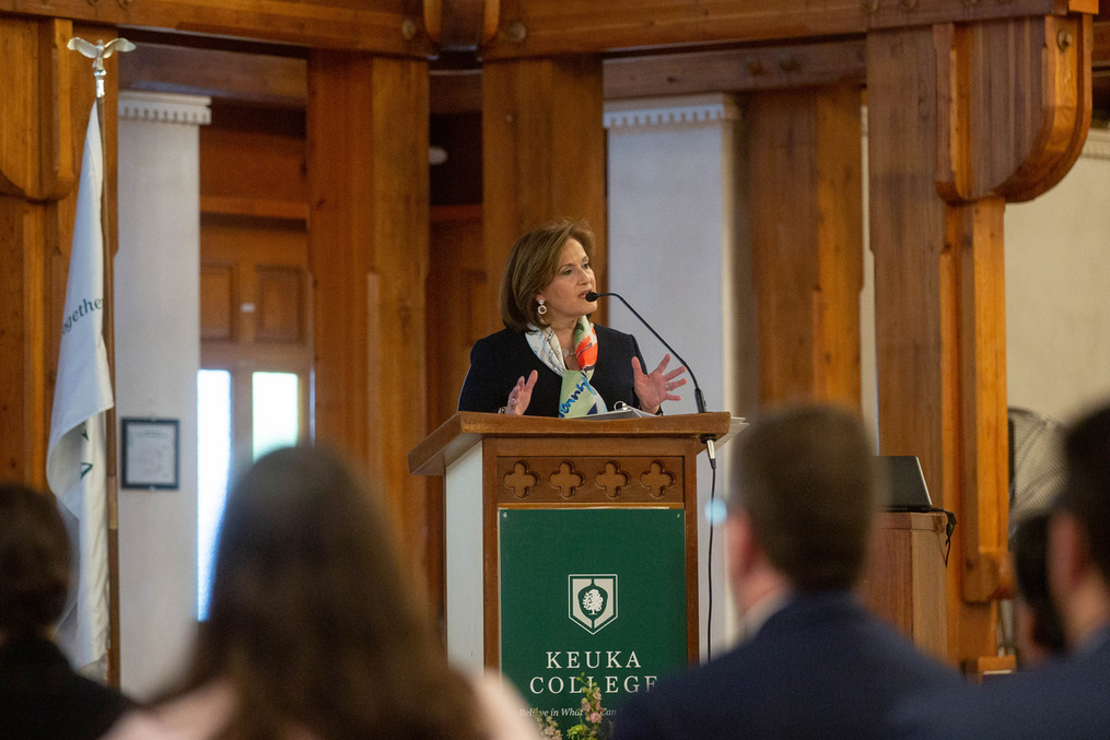Anita B. McBride, former chief of staff to first lady Laura Bush, delivers the 2022 Fribolin Lecture at Keuka College. A textbook she co-authored, “U.S. First Ladies: Making History and Leaving Legacies,” was reviewed, in part, by Keuka College Political Science and History students.