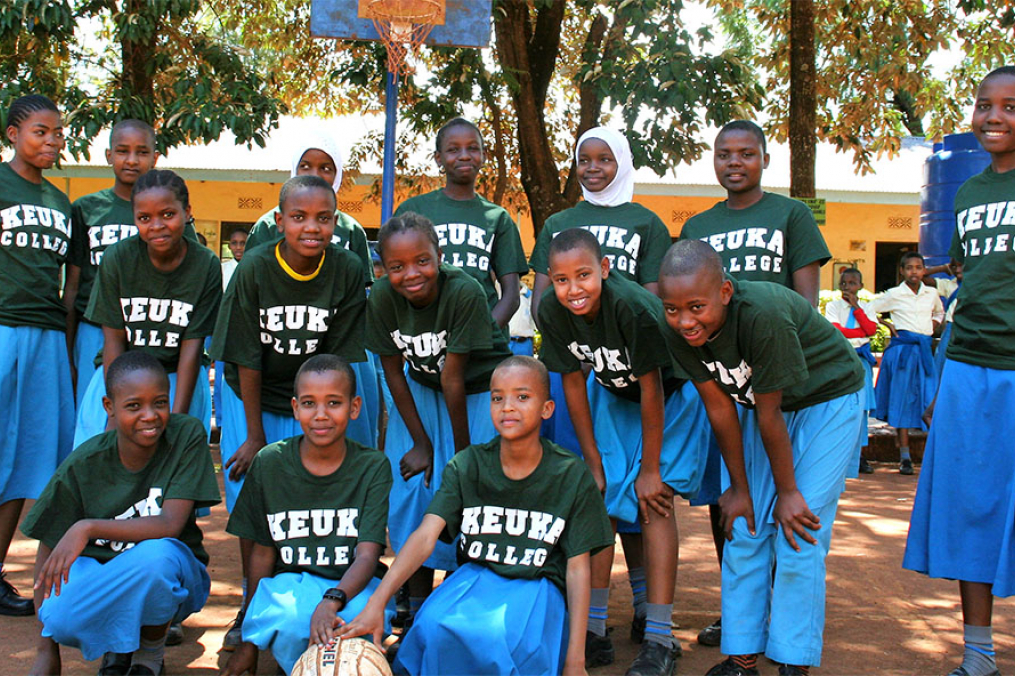 group photo of kids wearing Keuka College tshirts