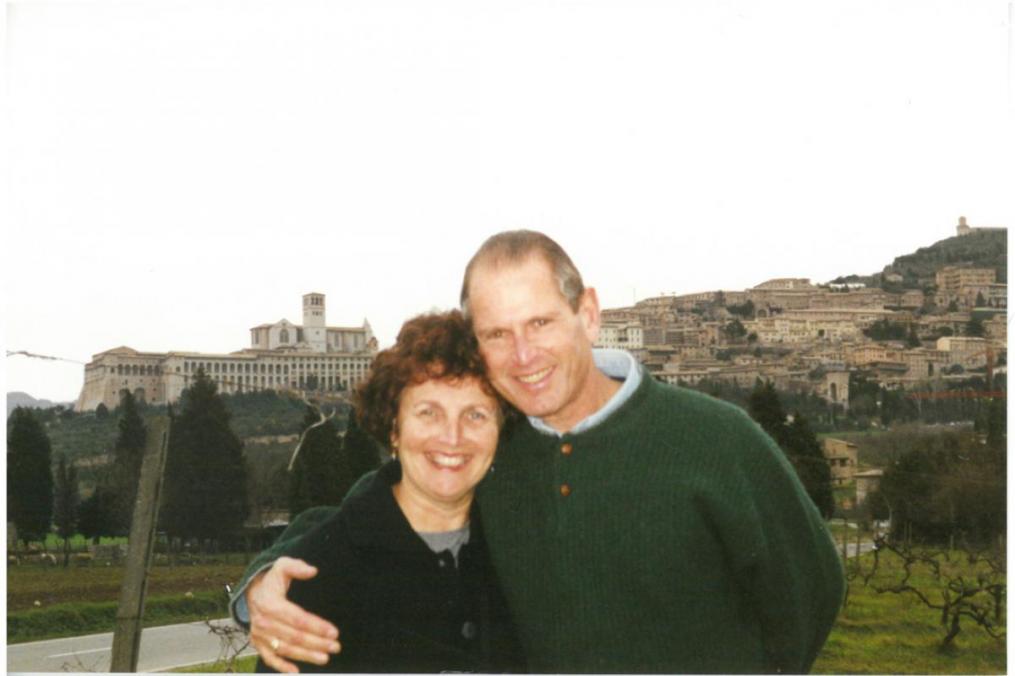 Dr. Diamond's sweetheart of 52 years, Susan, helped coordinate all his Field Period® trips. 